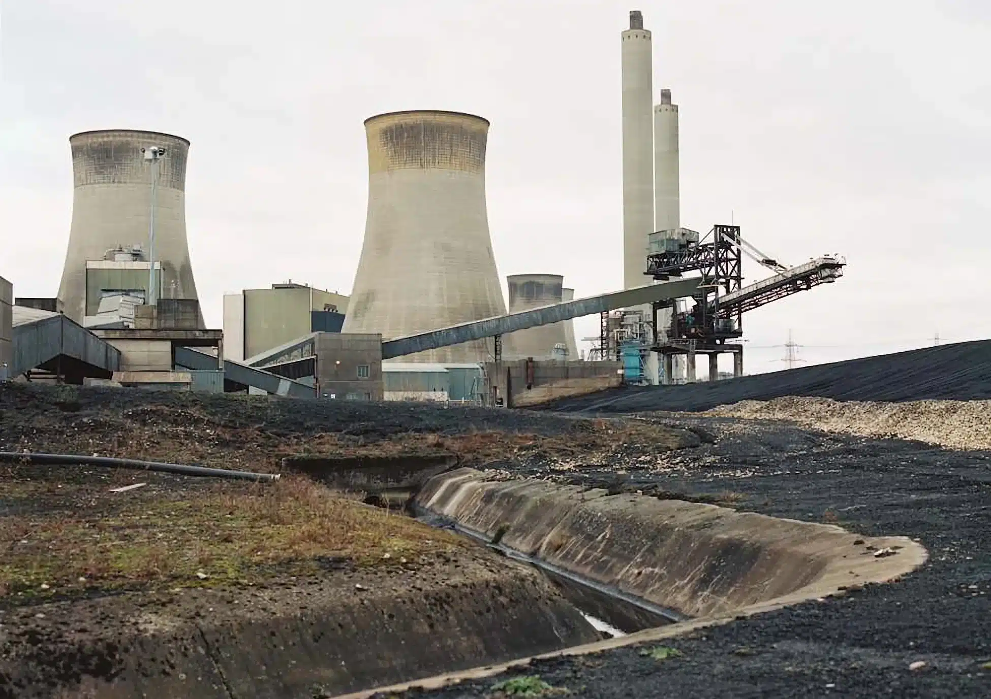 Photo of a power station